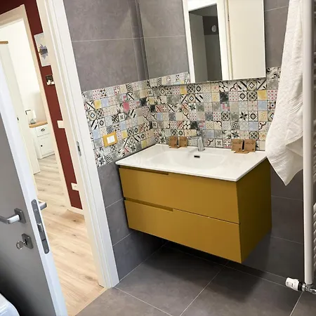 Girasoli Apartment *